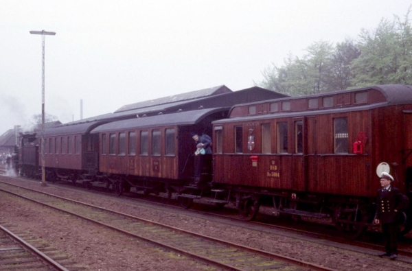 DK10236