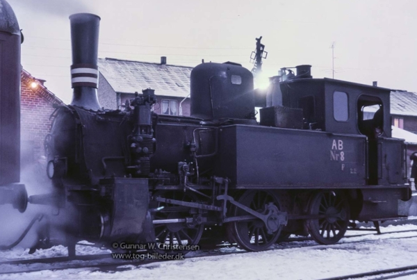 DK10568