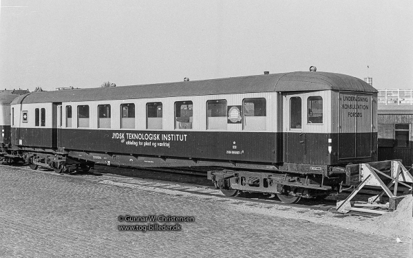 DK10975