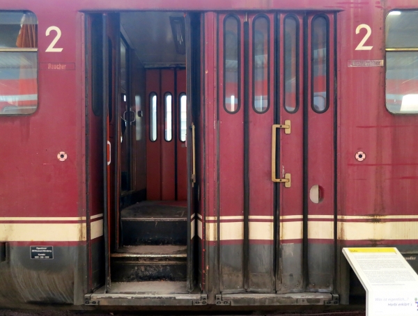 DK11003