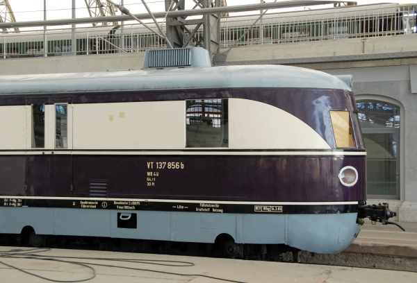 DK11043