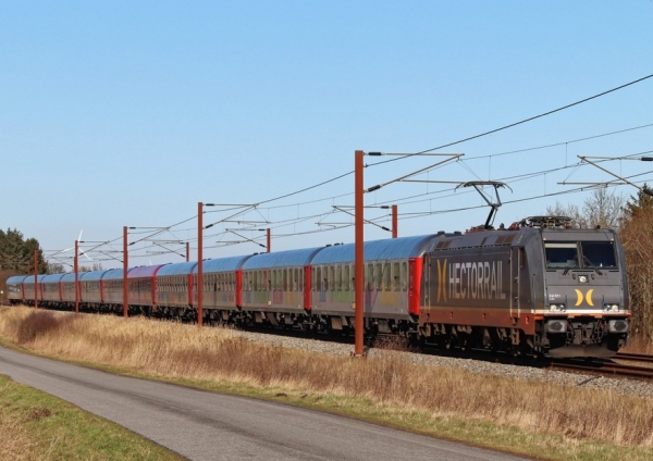 DK12169