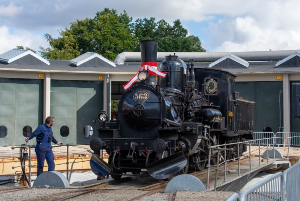 DK12633