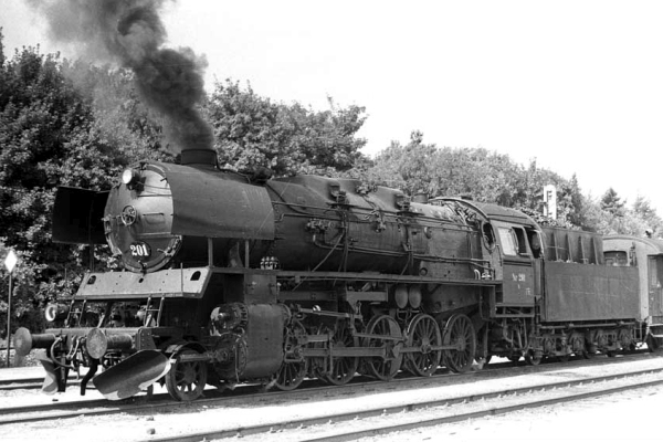 DK13048