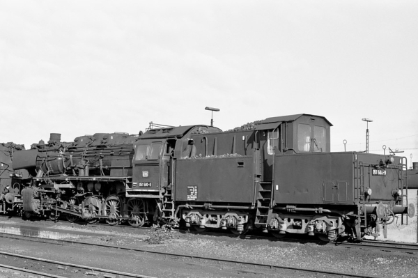 DK13060