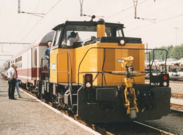 DK13713