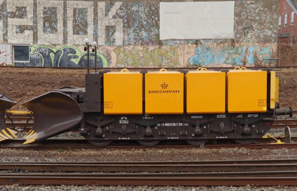 DK14015