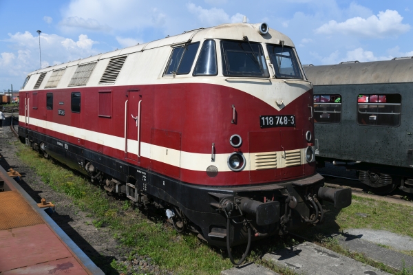 DK14082