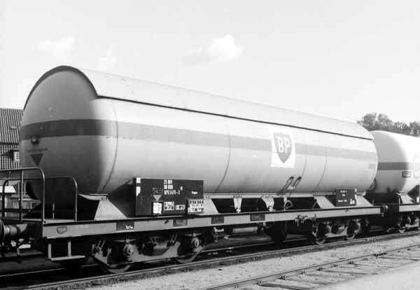 DK15451