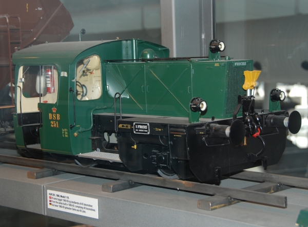 DK4047