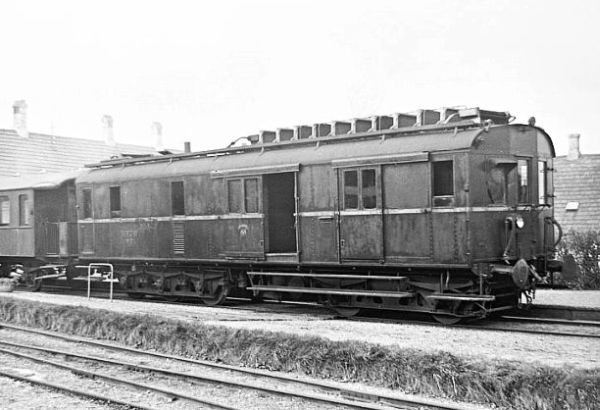 DK4733