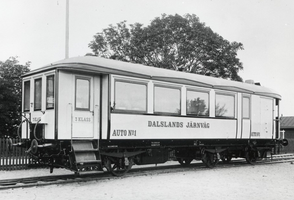 DK7904