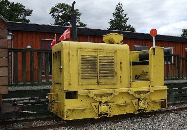 DK7942