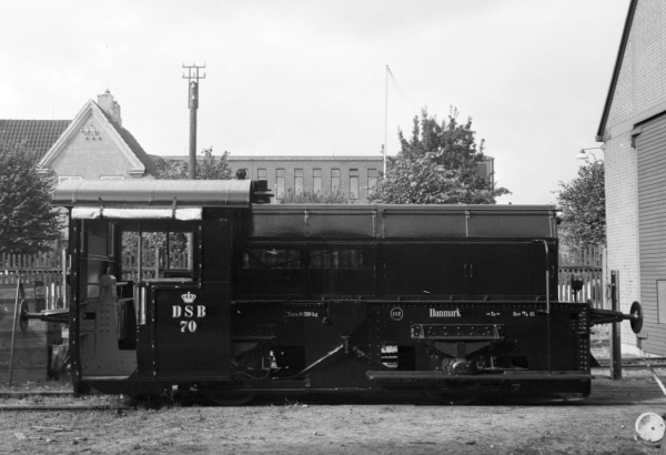 DK8112