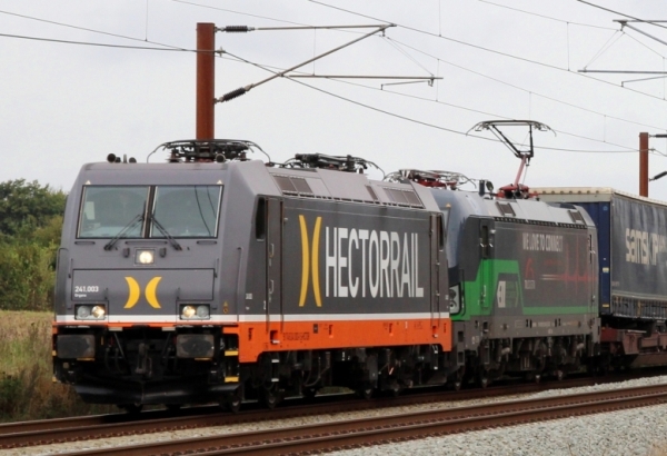 DK8272