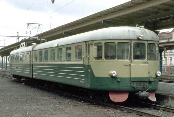 DK8305