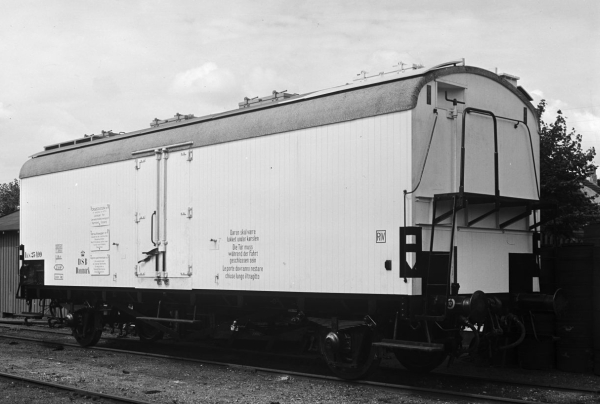 DK8443