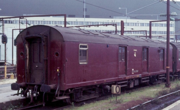 DK8940