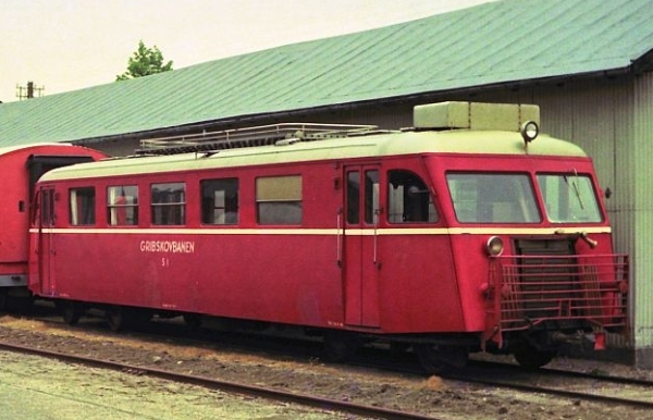 DK9813