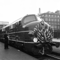 DK12403
