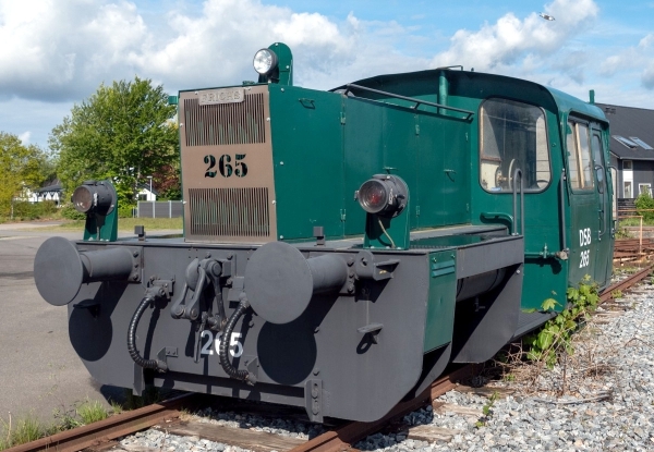 DK15685
